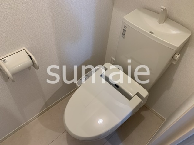 トイレ　温水洗浄便座完備。