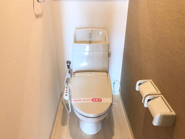 トイレ　トイレ