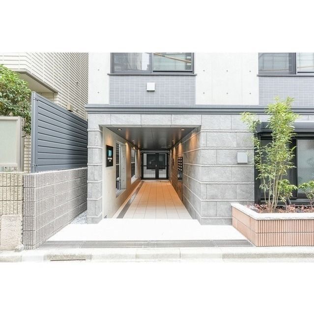 エントランス　共用部分も大変綺麗★