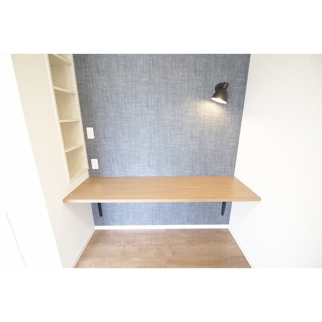 その他設備　リビングにワークスペース有