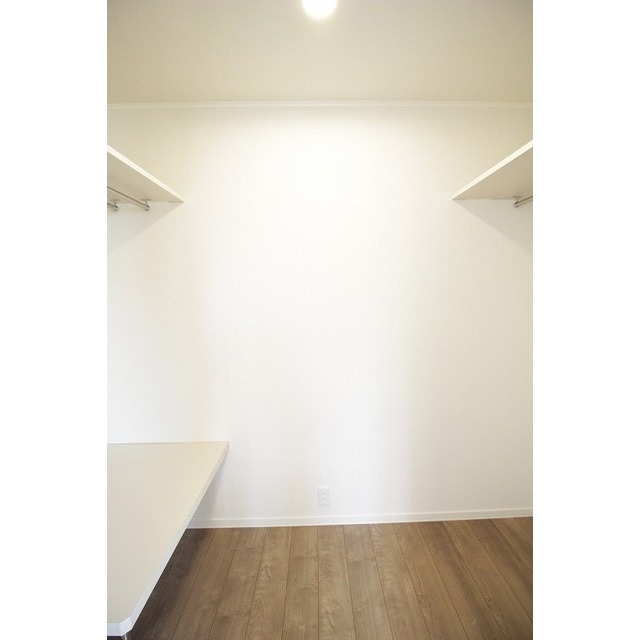 収納　左右にも広い収納