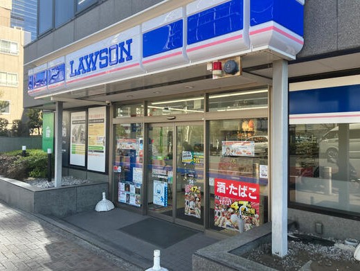 コンビニ　ローソン墨東病院東店（コンビニ）まで328m