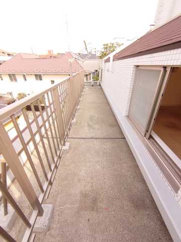 バルコニー　コンフォリア目黒長者丸