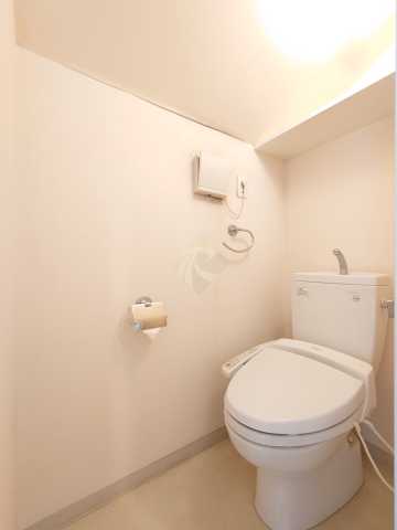 トイレ　コンフォリア目黒長者丸