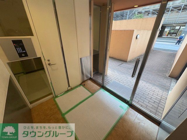 ロビー　バルコニー