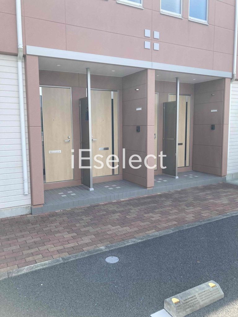 エントランス　お部屋へはこちらから