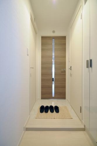 玄関　物件の画像6