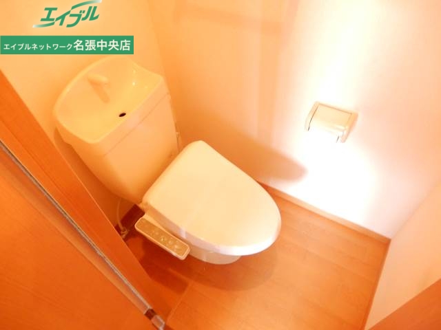 トイレ　同物件別室写真