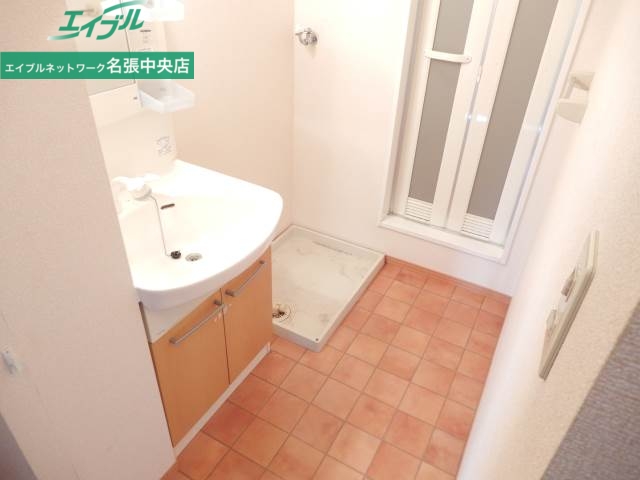 洗面設備　同物件別室写真