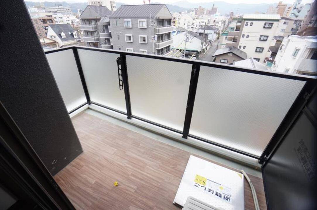 バルコニー　バルコニー