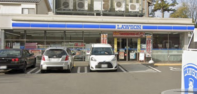 コンビニ　ローソン 松戸久保平賀店（コンビニ）まで329m