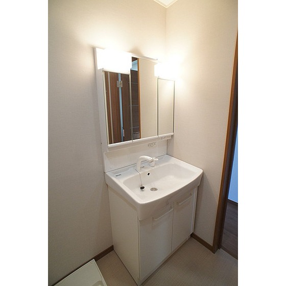 洗面設備　シャンプードレッサー