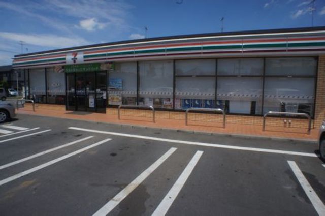 コンビニ　セブンイレブン小山神鳥谷4丁目店（コンビニ）まで1178m