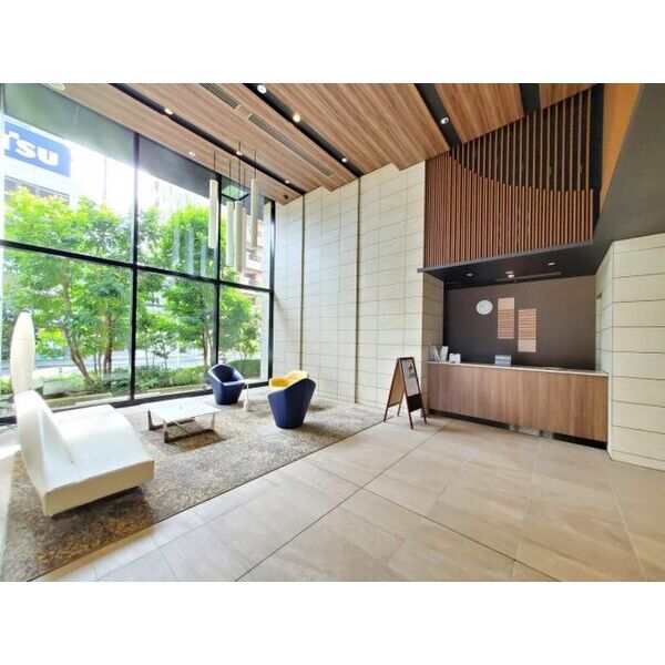 セキュリティ　オシャレな共用部です。