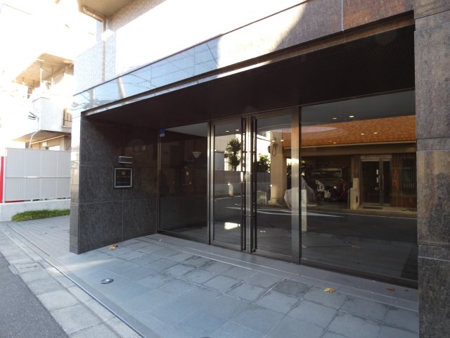 エントランス　エントランス