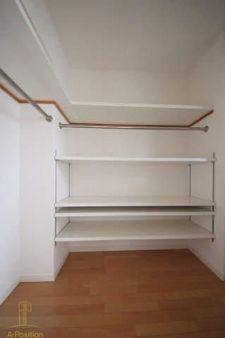 収納　アーデンタワー北堀江