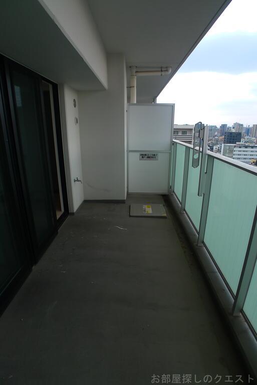 バルコニー　（写真は同タイプ）