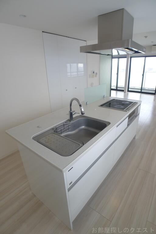 キッチン　（写真は同タイプ）