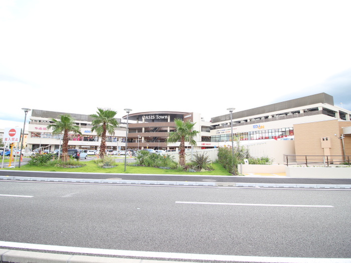 公園　キセラ川西せせらぎ公園（公園）まで1800m