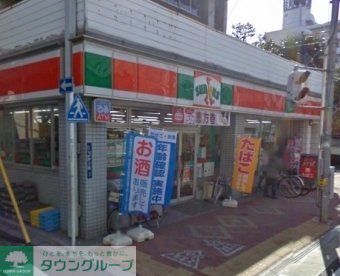 コンビニ　サンクス（コンビニ）まで228m