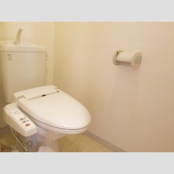 トイレ　温水洗浄暖房便座