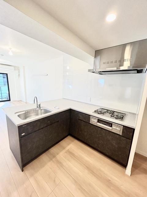 キッチン　※写真は同タイプ住戸です。