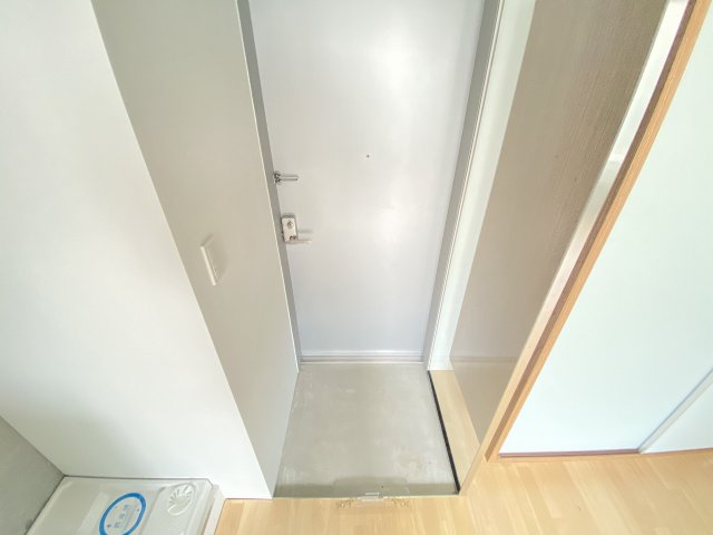 玄関　収納もある玄関です