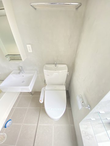 トイレ　シンプルで使いやすいトイレです