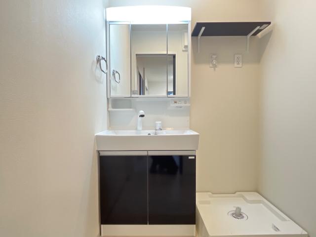 洗面設備　洗髪洗面化粧台