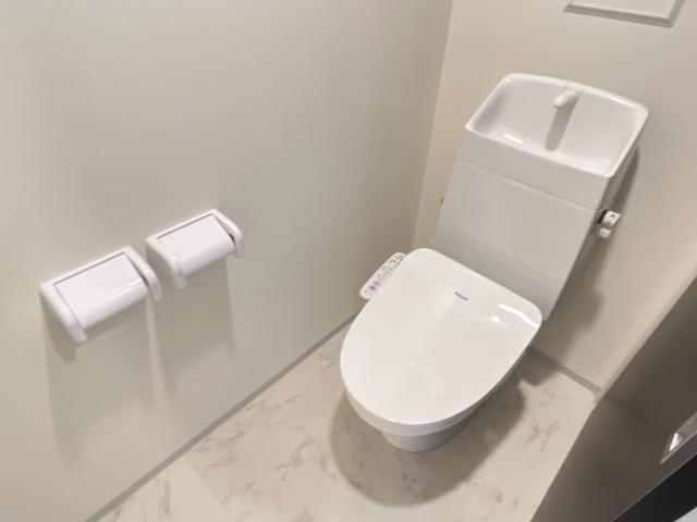 トイレ　シャワー付トイレ