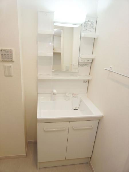 洗面設備　洗面所