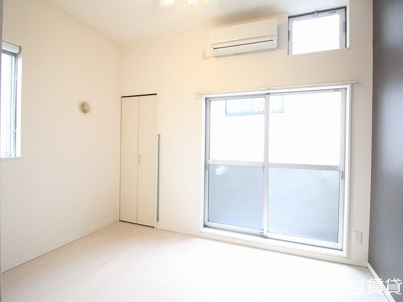 バルコニー　同タイプのため、現状を優先いたします。