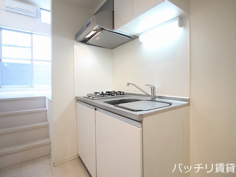 キッチン　同タイプのため、現状を優先いたします。