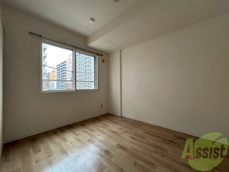 その他部屋・スペース　５帖の洋室です。家具の配置もしやすそうですね！