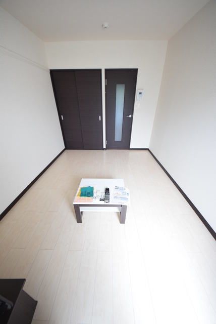 居室・リビング　★明るい洋室★