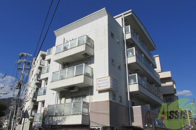 建物外観　凛とした外観です。