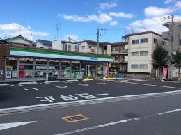 コンビニ　ファミリーマート 豊新四丁目店（コンビニ）まで161m