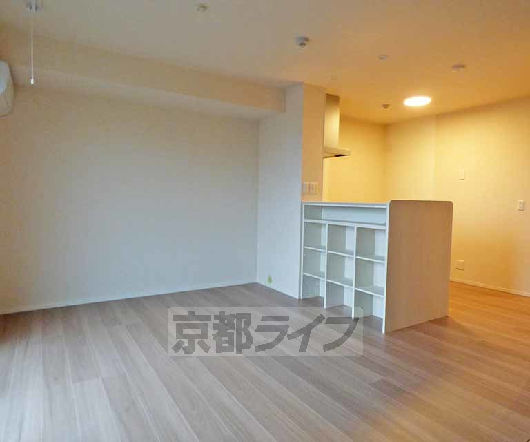 居室・リビング　きれいなお部屋です