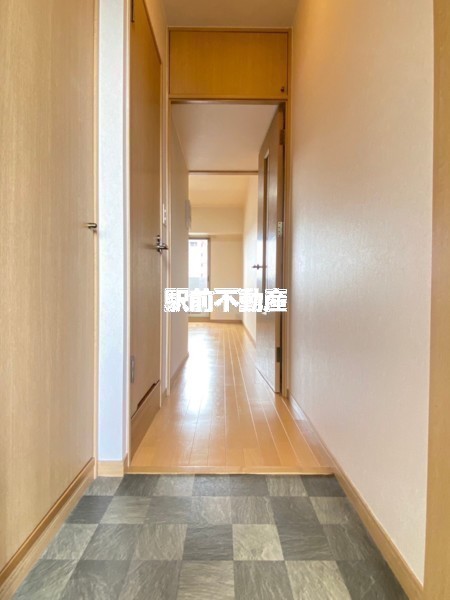 玄関　※同マンション別部屋