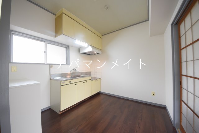 居室・リビング　ゆったりとした居間です