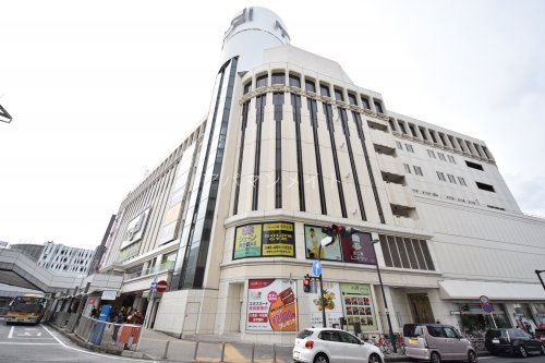 ショッピングセンター　戸塚モディ（ショッピングセンター）まで794m