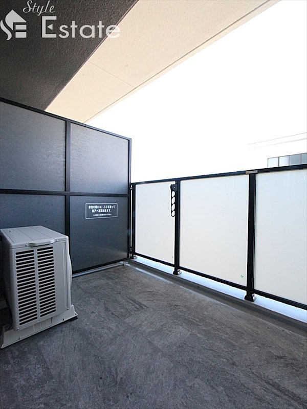 バルコニー　バルコニー