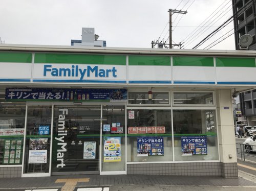 コンビニ　ファミリーマート海老江一丁目店（コンビニ）まで393m
