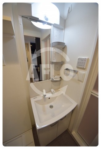 洗面設備　LIVIAZ三明町　独立洗面台