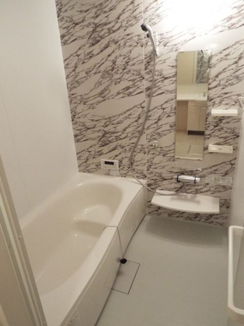 バス・シャワールーム