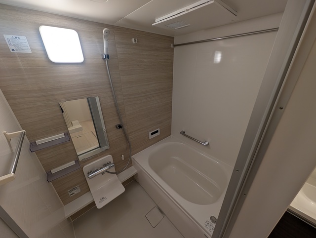 バス・シャワールーム