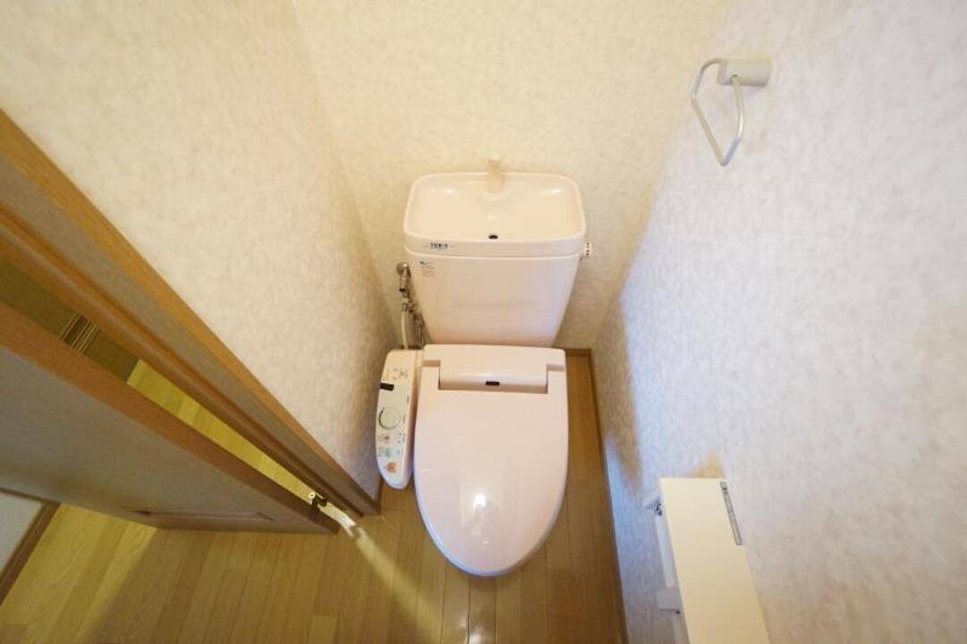 トイレ　トイレ