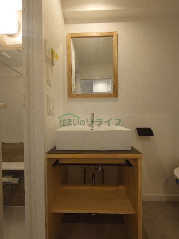 洗面設備　別部屋の参考写真です。
