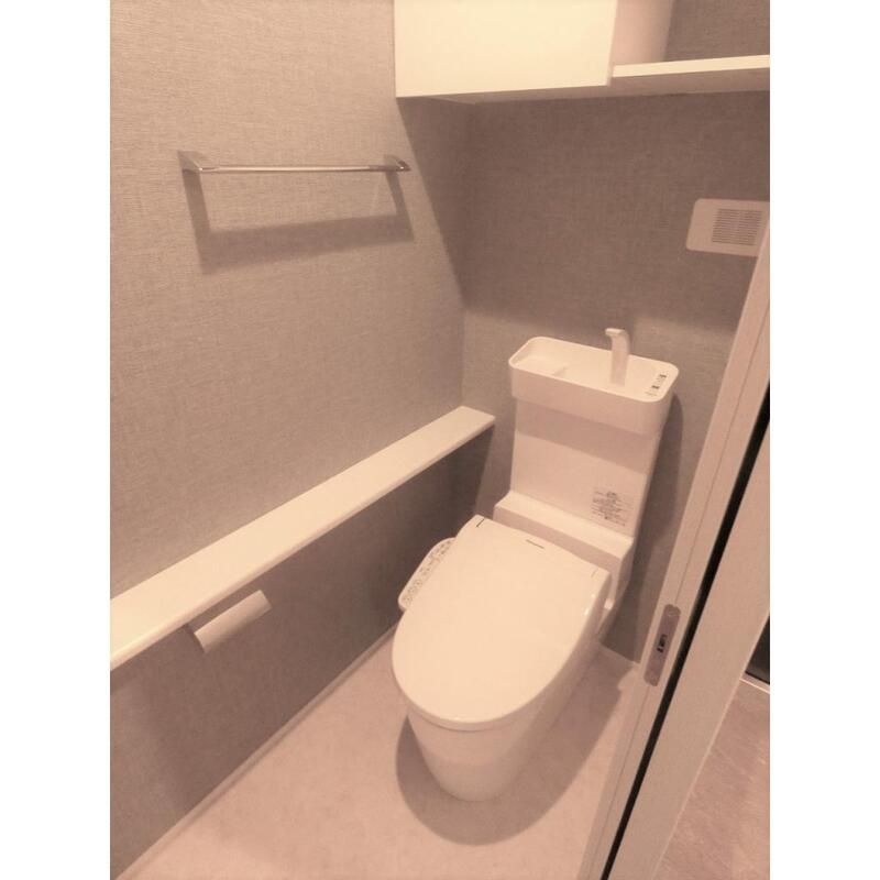 トイレ　１４　ＯＮＥ　ＦＯＵＲ　ＭＩＮＡＭＩ　ＩＫＥＢＵＫＵＲＯ　豊