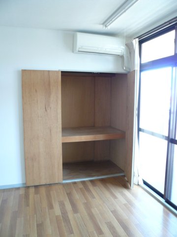 収納　クローゼット